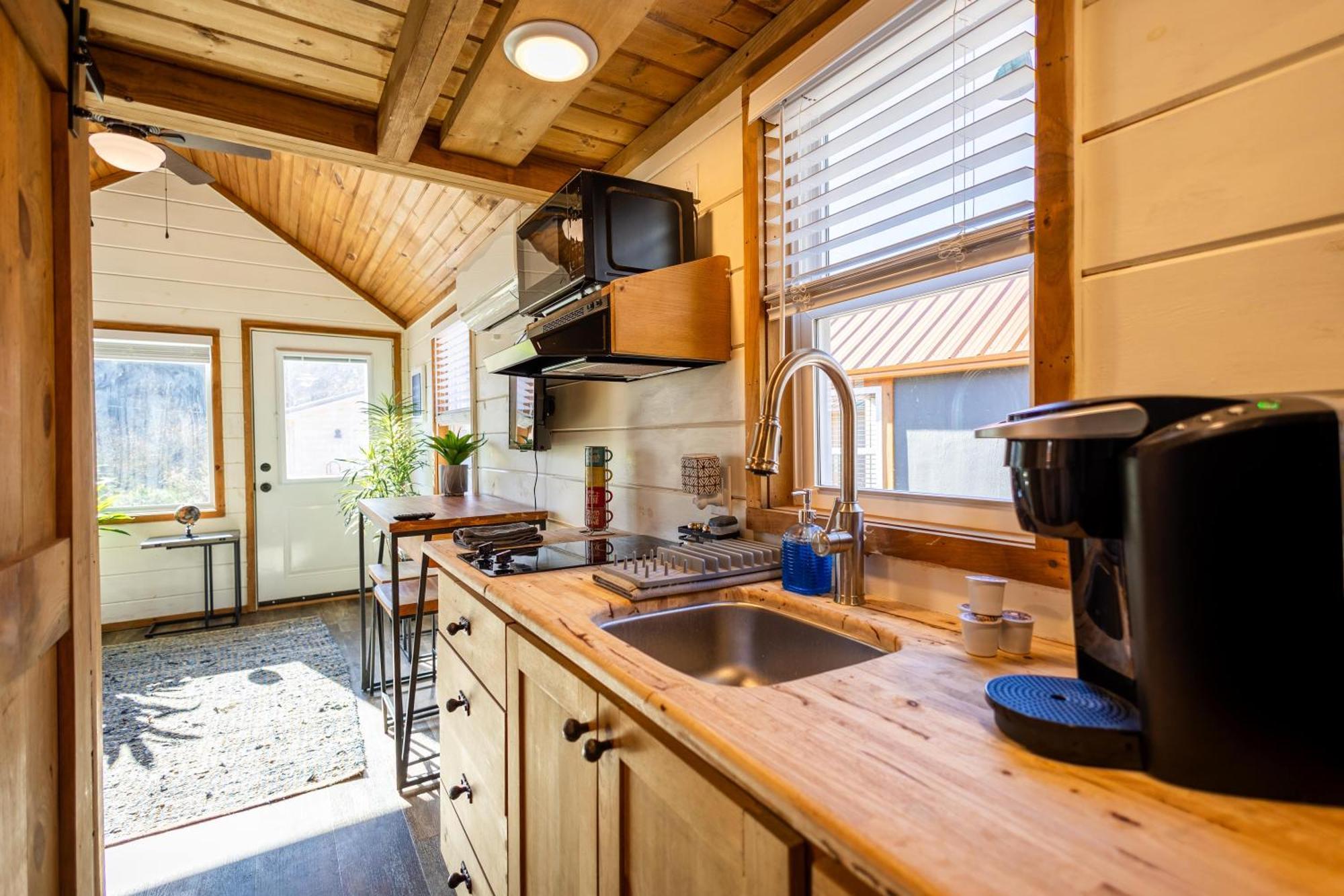 Sojourn Lodging Sevierville Kültér fotó